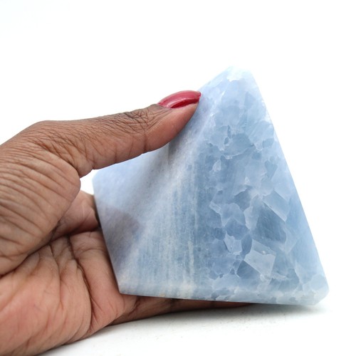 Pyramide calcite bleue - en,