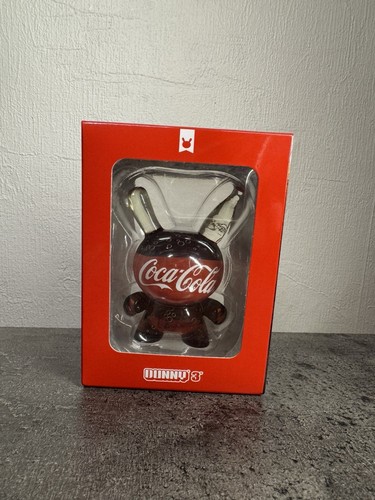 Kidrobot coca cola dunny - coca,