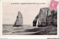 ADGP10-76-0926 - ETRETAT - l'aiguille et la porte d'aval - vues de la mer