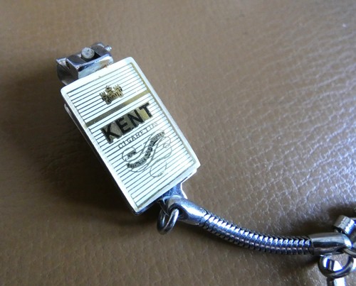 Ancien porte clé coupe ongle - ancien,