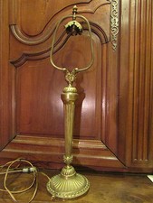 ancienne grande lampe en