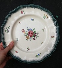 Assiette plate en céramique