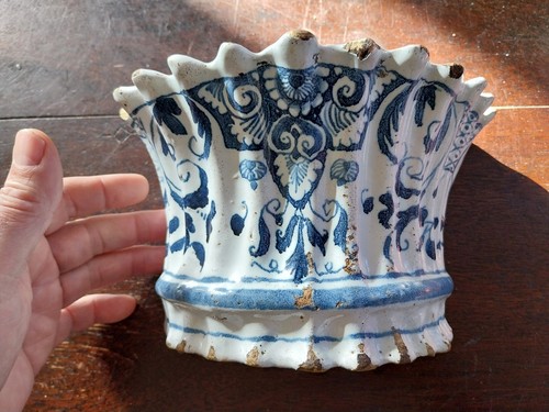 Ancienne bouquetiere - bouquetiere, d