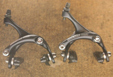 Jeu d'étriers de frein