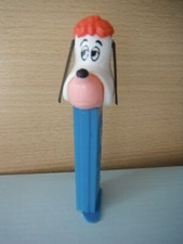 Ancien distributeur bonbon - ,