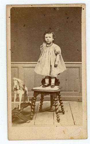 Cdv photo enfant - en, robe