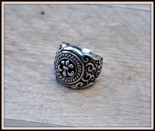 Bague chevalière fleur - chevalière, de