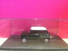 REVELL SUPERBE MINI COOPER