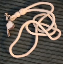 Sifflet dragonne ancien