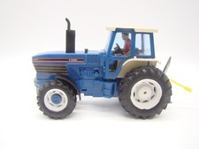 BRITAINS FARM - 9321 - TRACTEUR FORD 8830 - POWER FARM - 1985 - 1/32 - ANCIEN -