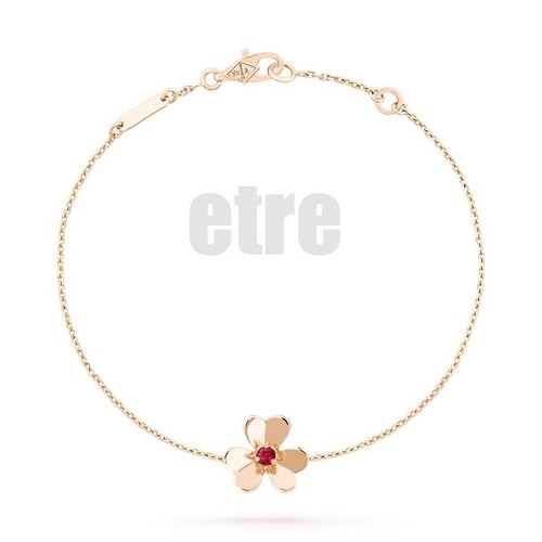 Van cleef arpels - &,