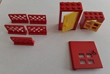 LOT DE PIECES DE LEGO - PORTES - FENETRES - BARRIERES