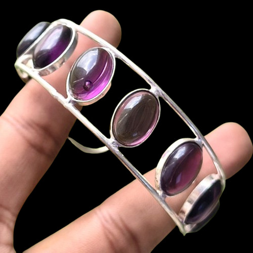 Glorieux bracelets pierres - 10,