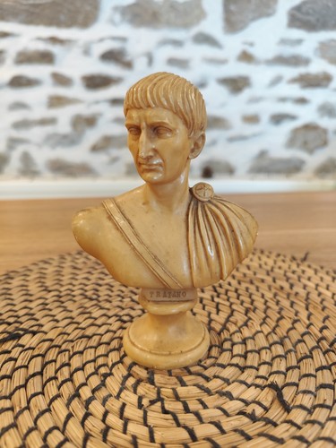 Buste trajan a santini - –, a.