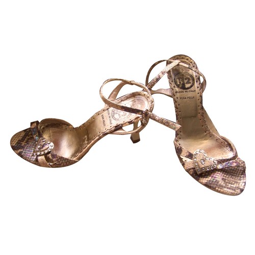 Sandales façon python - 👠,