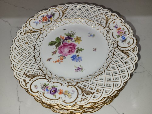 Stunning Set of 7 Authentic