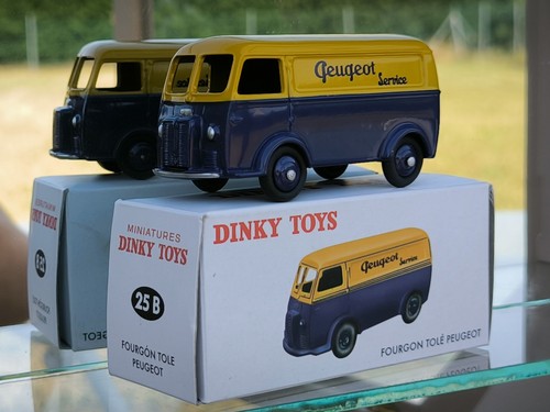 Dinky toys fourgon tole - 25, b
