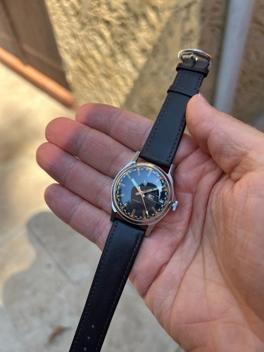 Montre ancienne lip tout - lip,