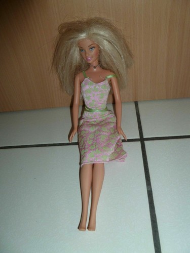 Barbie mattel 1999 - avec, robe