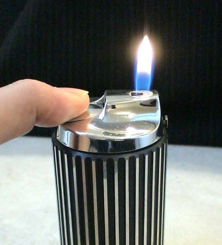 Briquet ancien ronson design - @,