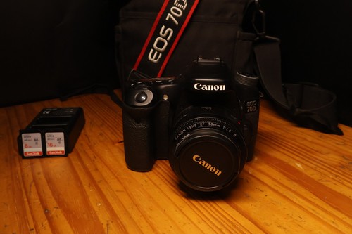 Canon eos 70d - is, +