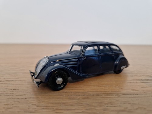 1 43 peugeot - 1/43,