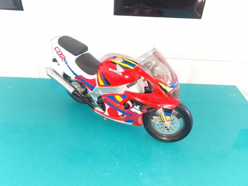 1204266 defauts moto honda - defauts, cbr