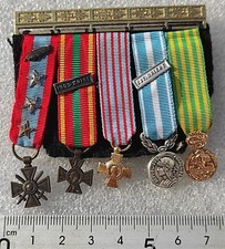 PORTEE 5 MEDAILLES MINIATURES D'UN ANCIEN COMBATTANT D' INDOCHINE