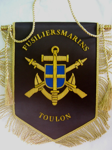Fanion des - fanion,