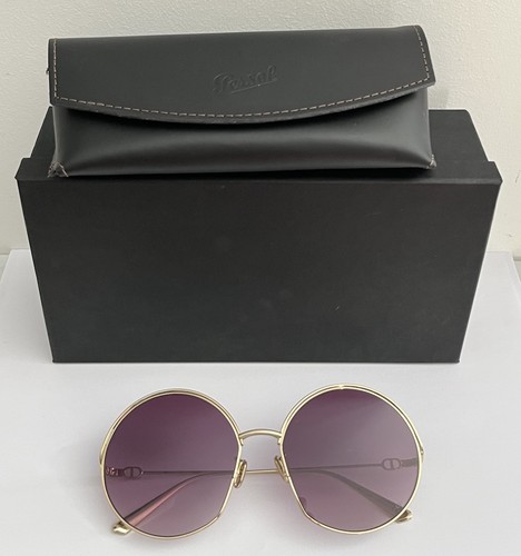 Lunette soleil neuve - de,