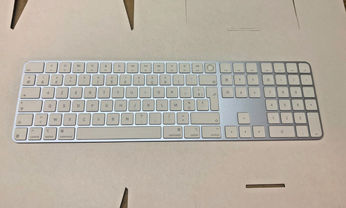 Apple magic keyboard a2520 - magic,