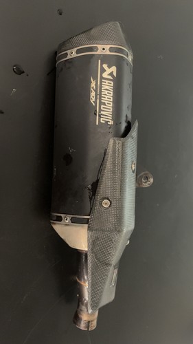Pot échappement akrapovic - échappement,