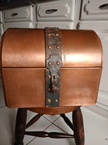 Ancien gros coffre cuivre - gros,