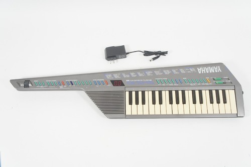 Clavier synthétiseur - , fm