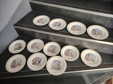 12 Assiettes à dessert St Amand 12 mois de l’année illustrées saisons