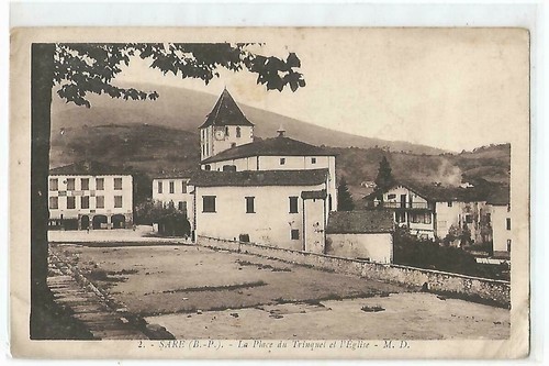 Sare place du trinquet - place,