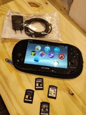 Sony PlayStation PS Vita + 4