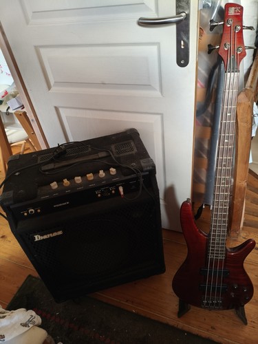 Ibanez sr700 basse active - ibanez, sr700,