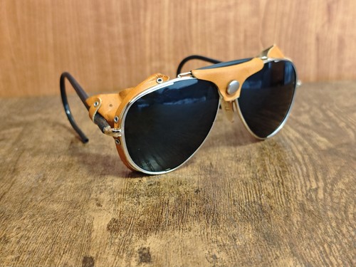 Lunettes soleil ovales - de,