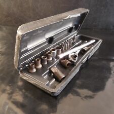 Coffret cliquet ¼ réversible SAM R150 + rallonges ¼ FACOM 5215 Design XXe N3308