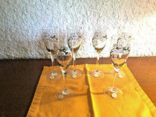 6   FLUTES A CHAMPAGNE PERRIER