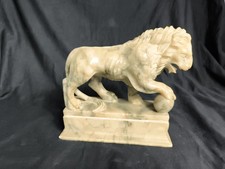 Lion De Médicis En Albâtre