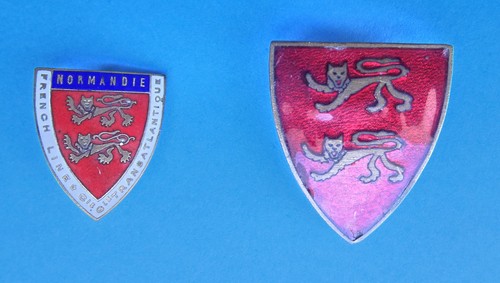 Lot insignes de veste - de, 2