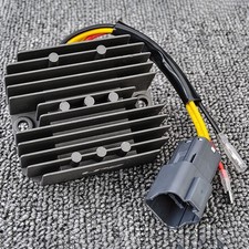 REGULATEUR de tension pour