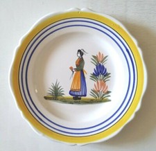 Henriot Quimper Ancienne Assiette en Faïence Décoré à la Main Diamètre 18 cm