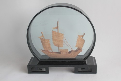 Diorama bateau liège sculpté - diorama,