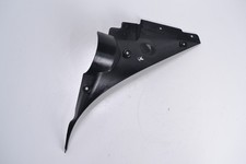 Carénage latéral droit