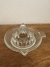 Presse agrumes en verre vintage