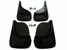 Neuf Bavettes pour Peugeot 108