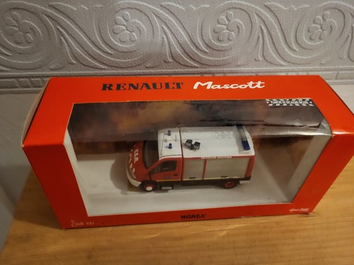 Norev pompier renault - 1/42,